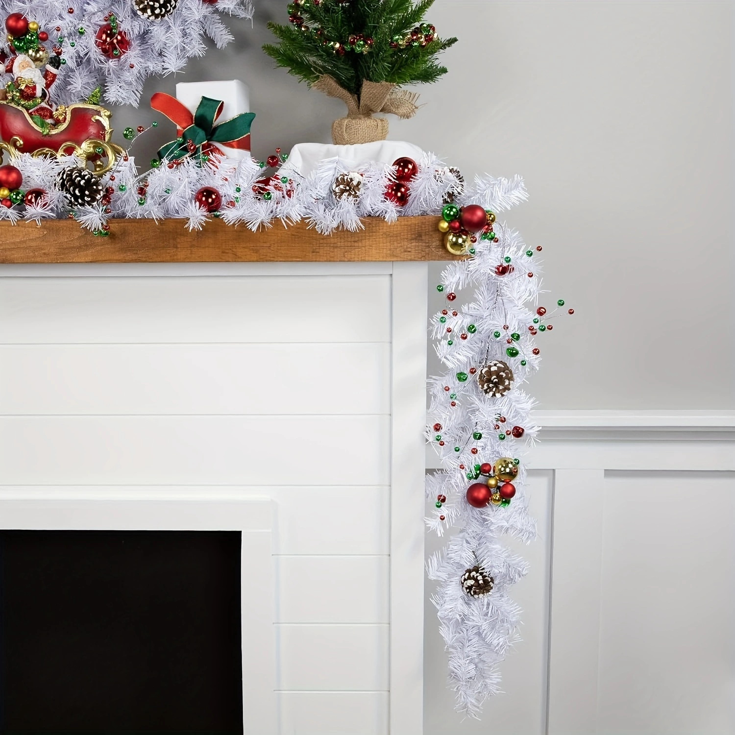 1f0f3a26-d576-4ec2-bbc1-89905594ddae.webp 6ft Artificial White Pine Needle Christmas Garland