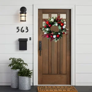 31a36b94-f0cd-4c65-acd4-b277de1e8eff.webp 24" Christmas Wreath with Berry Clusters & Ball Ornaments