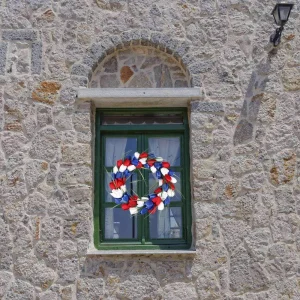 15" Patriotic Tulip Wreath — Red & White & Blue American Flag Design
