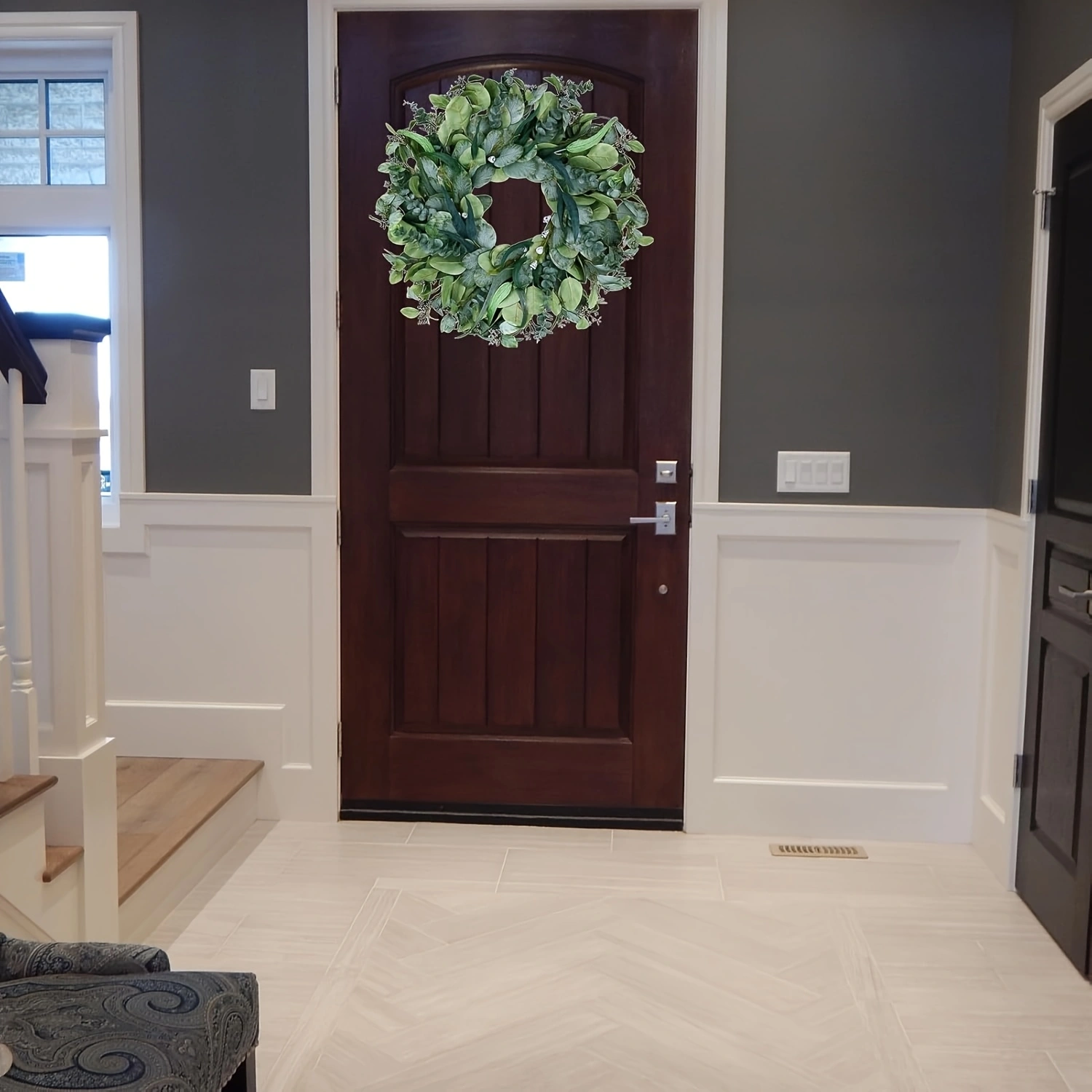 b22aecd5-0d80-49f1-a494-6f107b9f1fde.webp 20" Eucalyptus Wreaths for Front Door