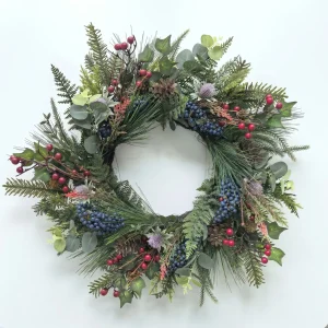 20-Inch Christmas Pinecone Berry Wreath