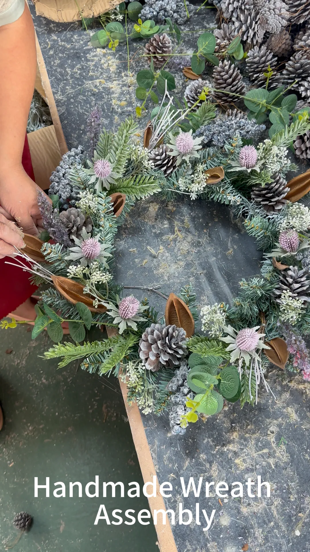 From Raw Materials to Global Shipping: How Artificial Plants, Wreaths, Garlands & Seasonal Decorations Are Made 2